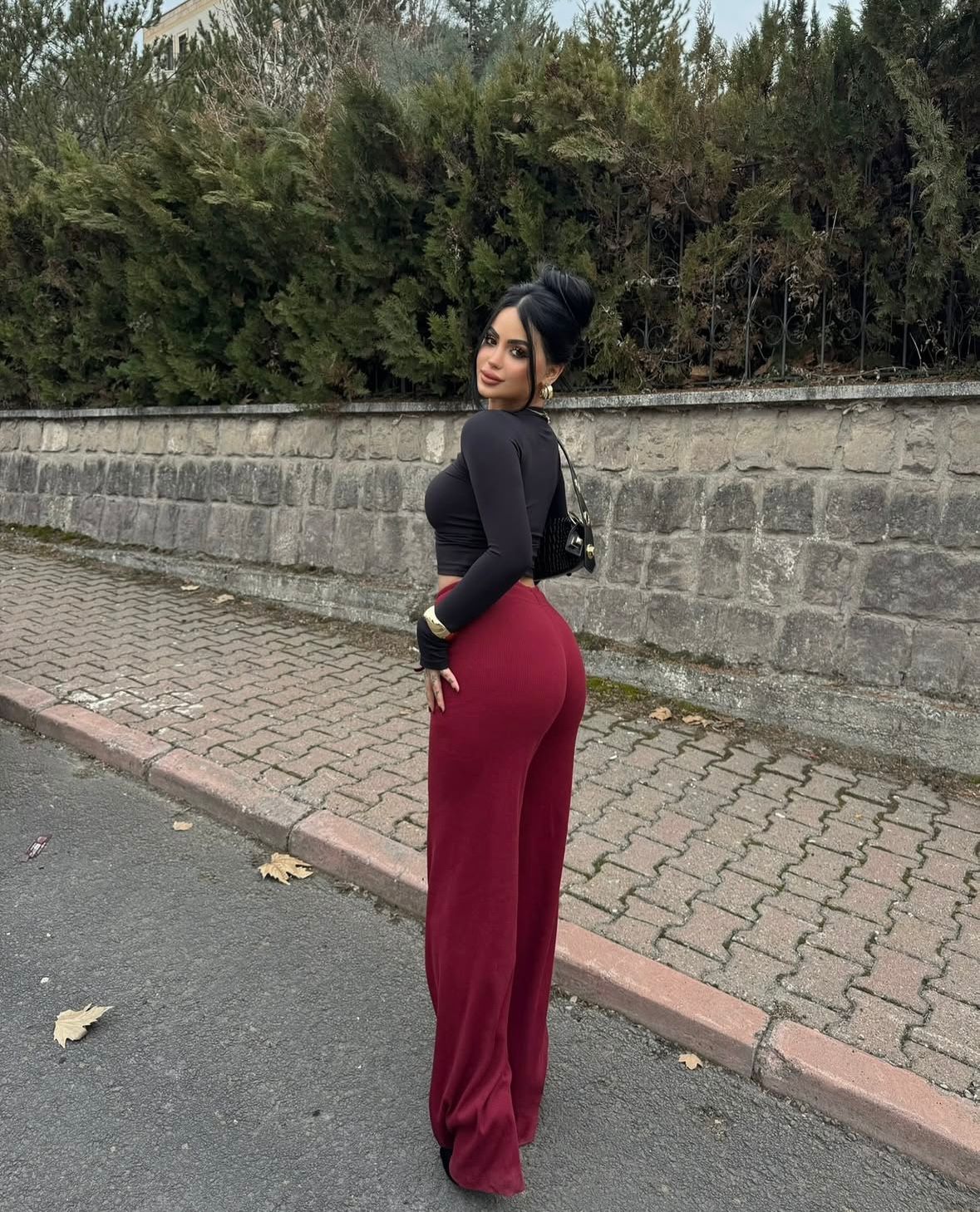 Bağıcıklı Kaşkorse Kumaş Geniş Paça Palazzo Pantolon
