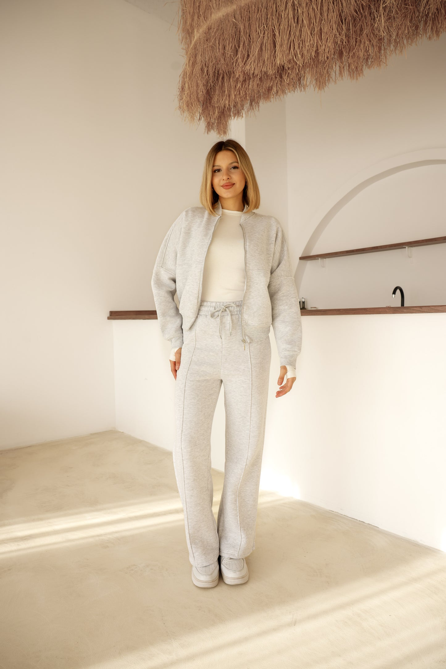 Alt-Üst  Takım Geniş Paça Eşofman Altı ve Fermuarlı Hırka 3-İplik