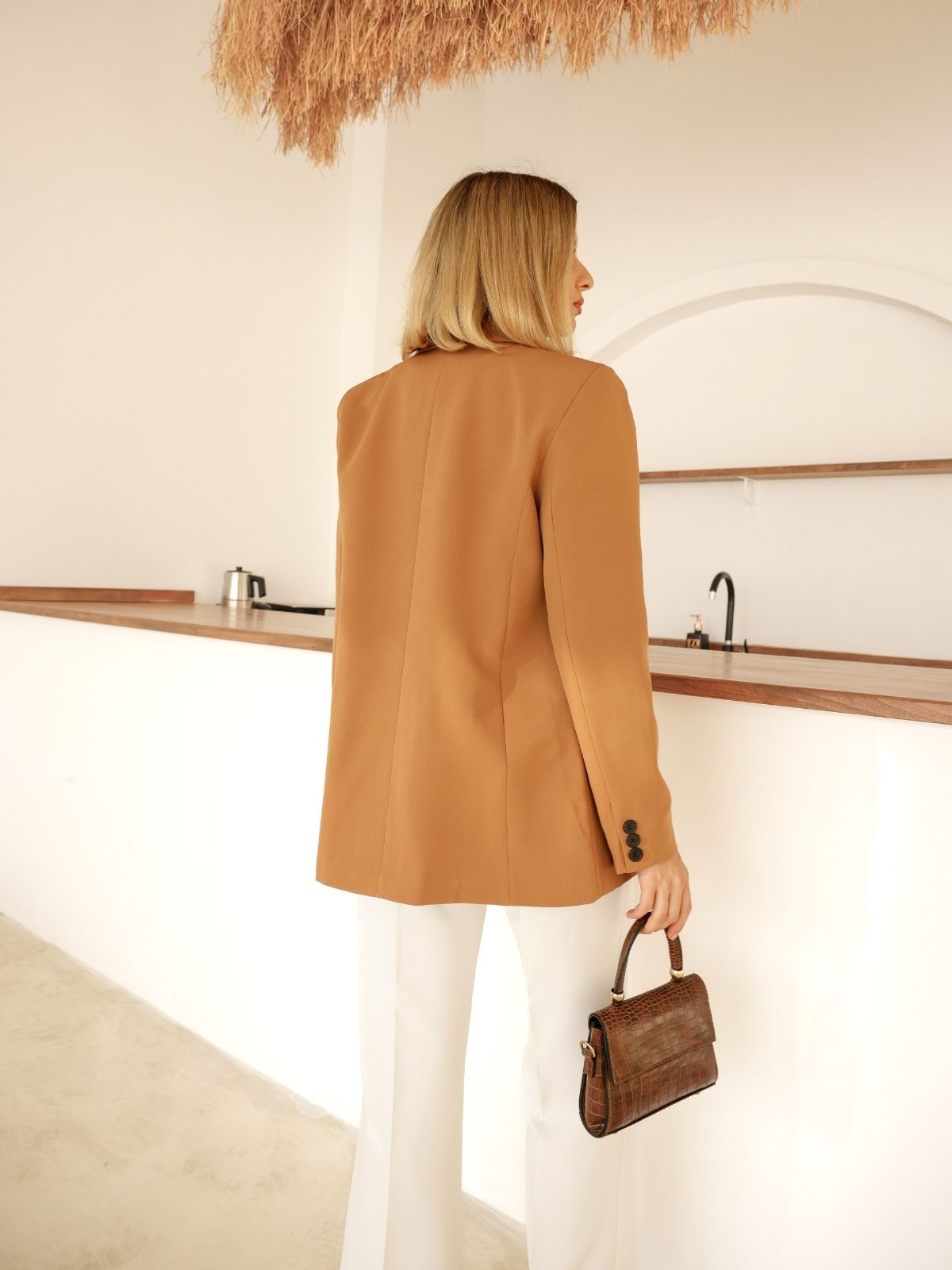 Omuzu Vatkalı Düğme Detaylı Premium Kalite Blazer Ceket