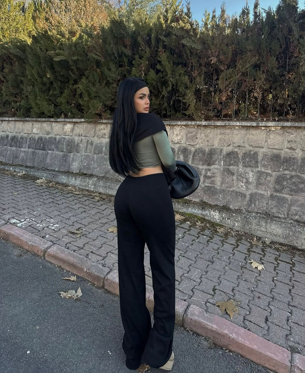 Bağıcıklı Kaşkorse Kumaş Geniş Paça Palazzo Pantolon