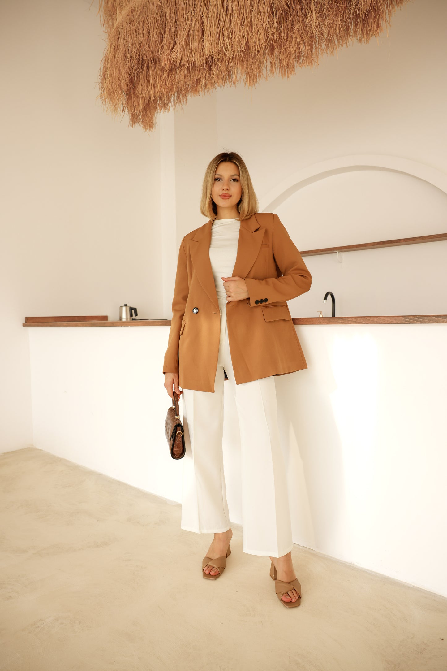 Omuzu Vatkalı Düğme Detaylı Premium Kalite Blazer Ceket