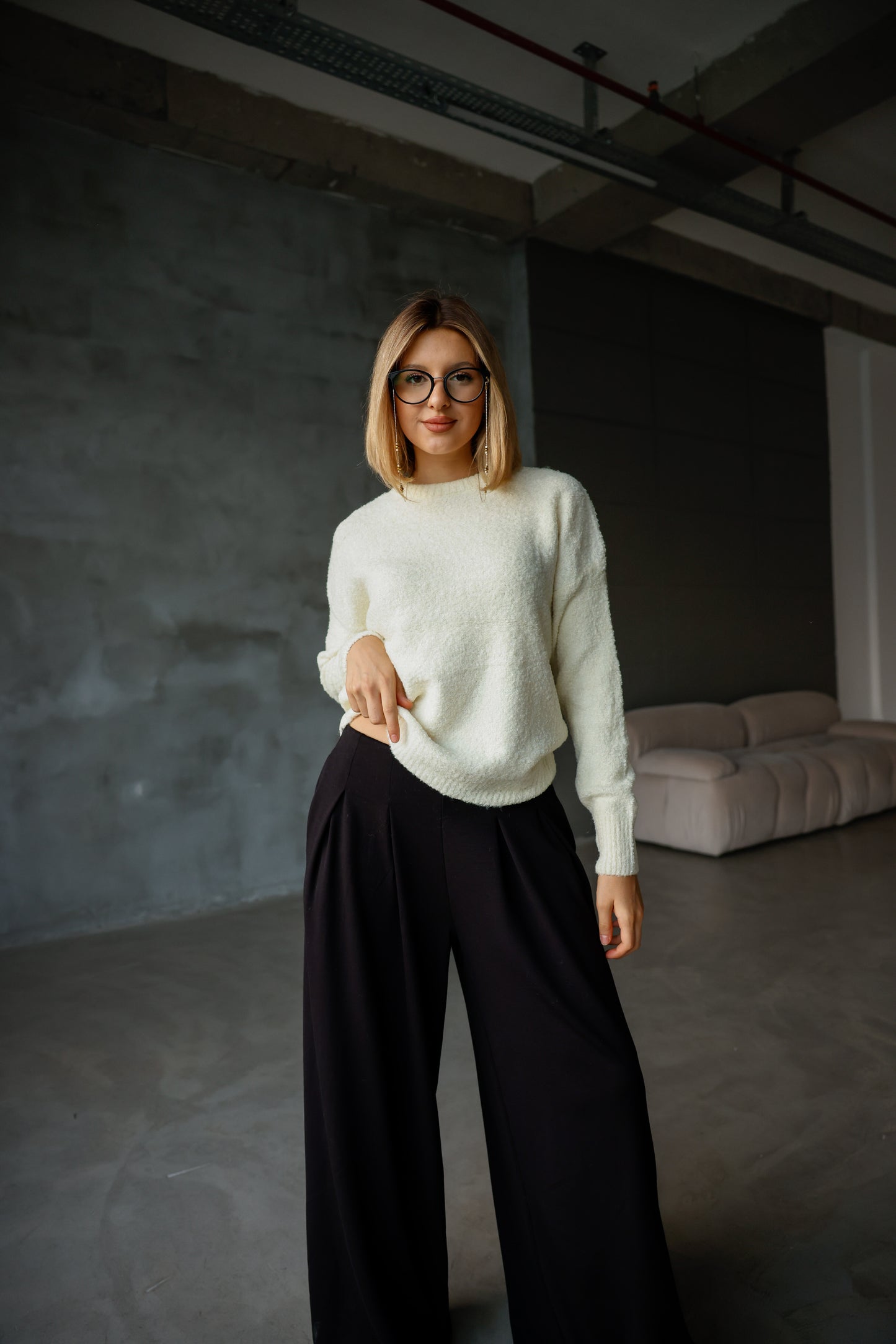 Bisiklet Yaka Oversize Örgü Detaylı Triko Kazak