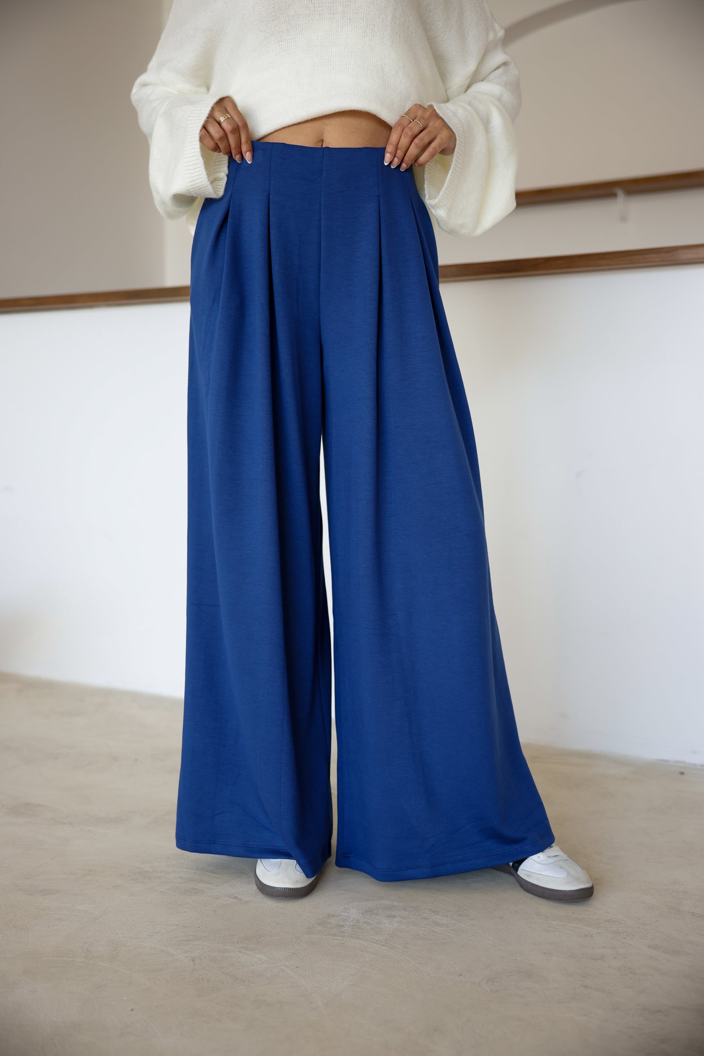 Oysh Modal Kumaş Beli Lastikli Pileli Pantolon